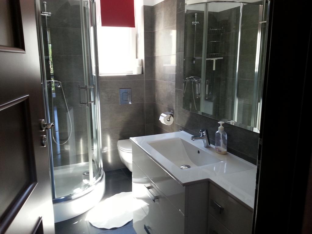 Pokoje W Apartamencie Danuta Гдиня Стая снимка